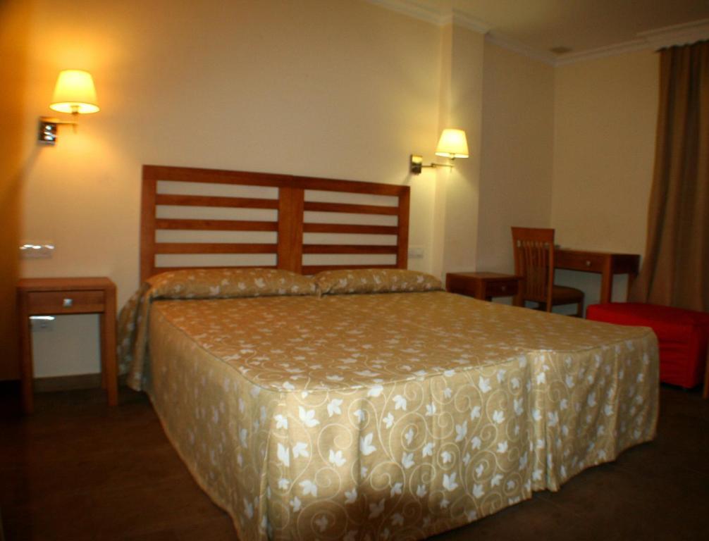 Hostal Margarita La Línea de la Concepción Eksteriør billede
