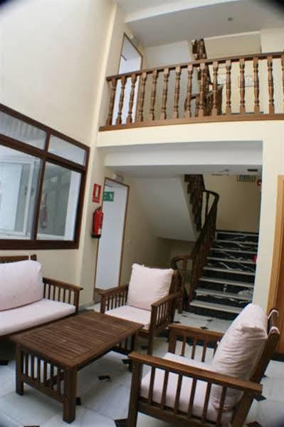 Hostal Margarita La Línea de la Concepción Eksteriør billede